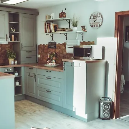 Vogtland Mit Sauna Und Hot Tub Дом отдыха Weischlitz